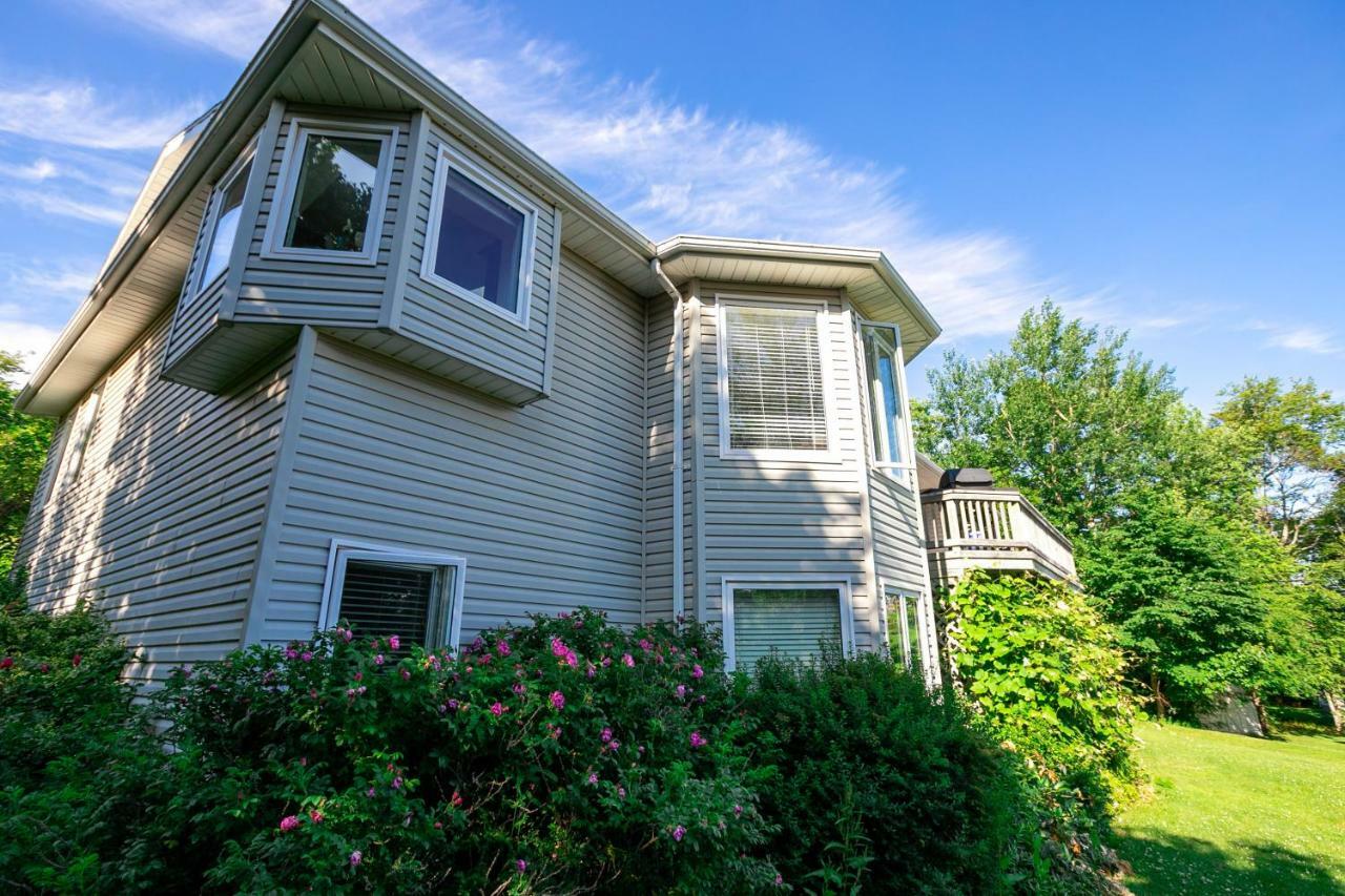 Lily'S Garden Charlottetown Exterior foto