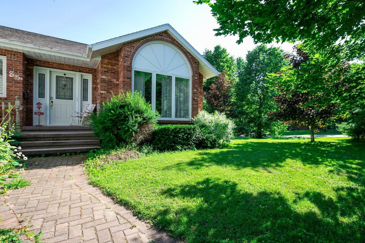 Lily'S Garden Charlottetown Exterior foto