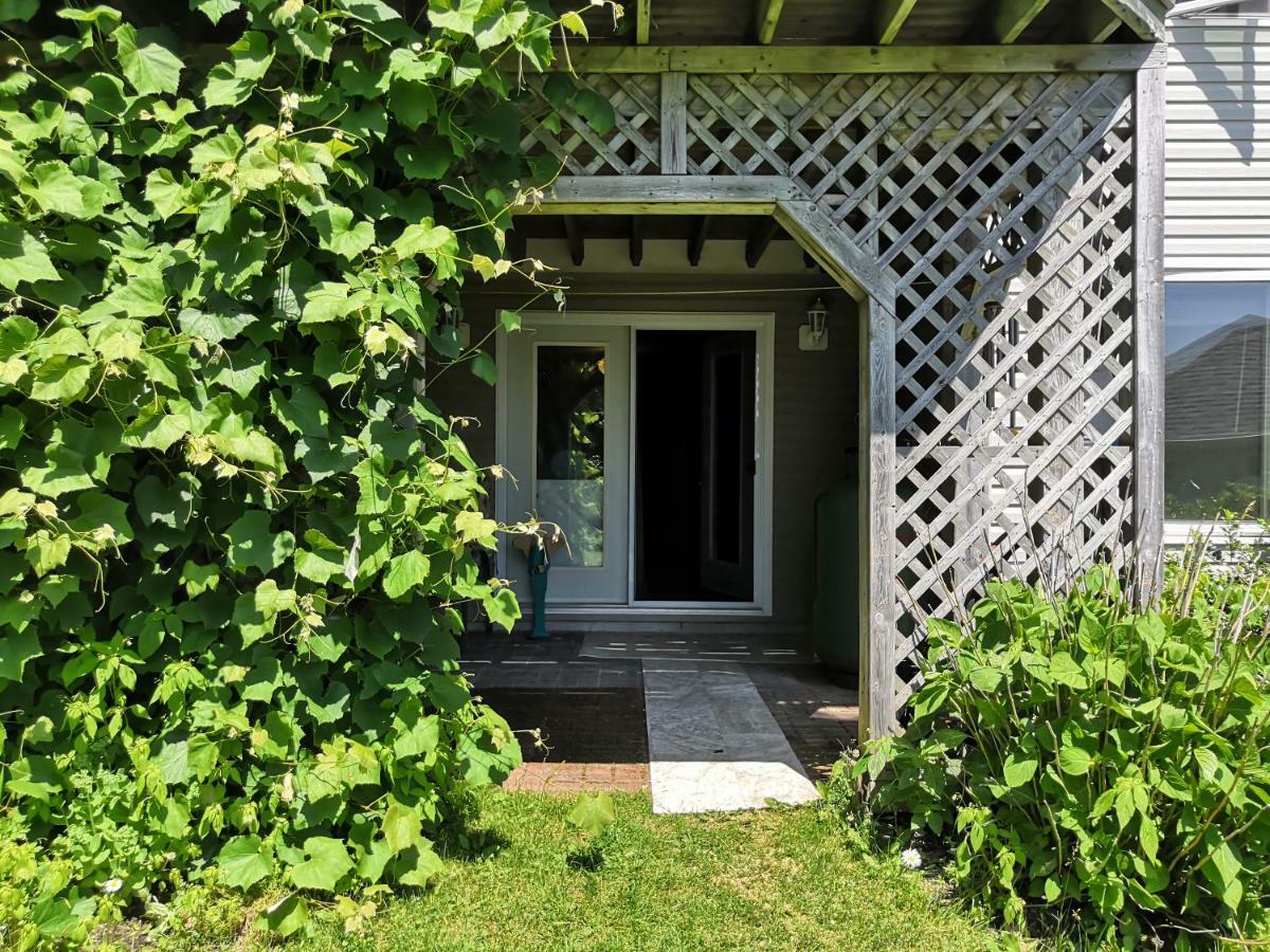 Lily'S Garden Charlottetown Exterior foto