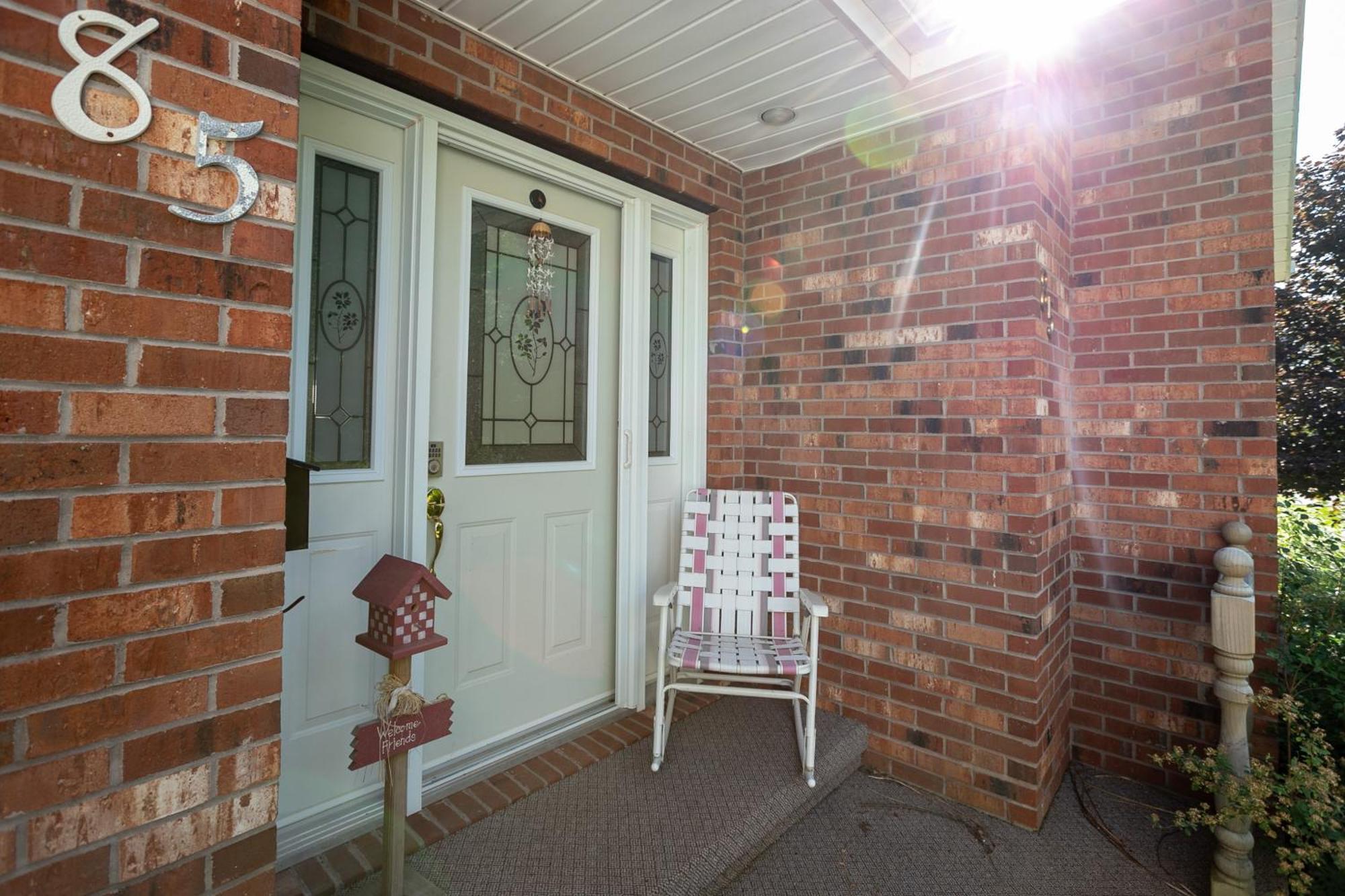 Lily'S Garden Charlottetown Exterior foto