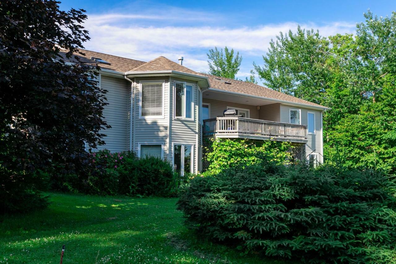 Lily'S Garden Charlottetown Exterior foto